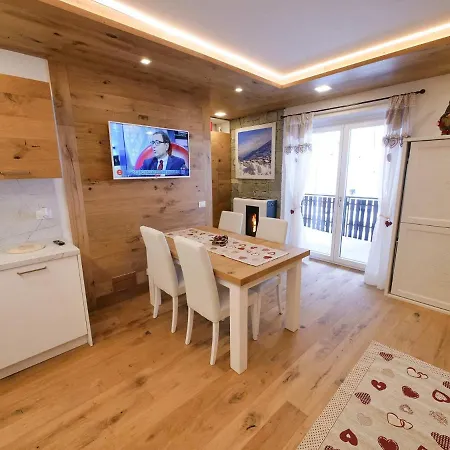 Aprica Luxury - Estrella - Appartement San Pietro (Berbenno di Valtellina)